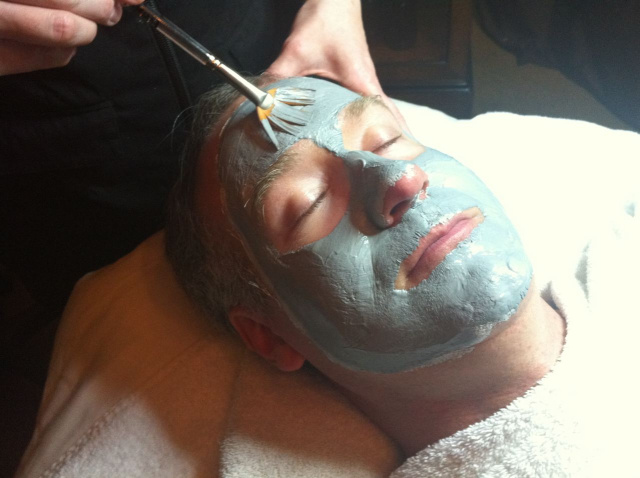 Gentlemen's European Facial 